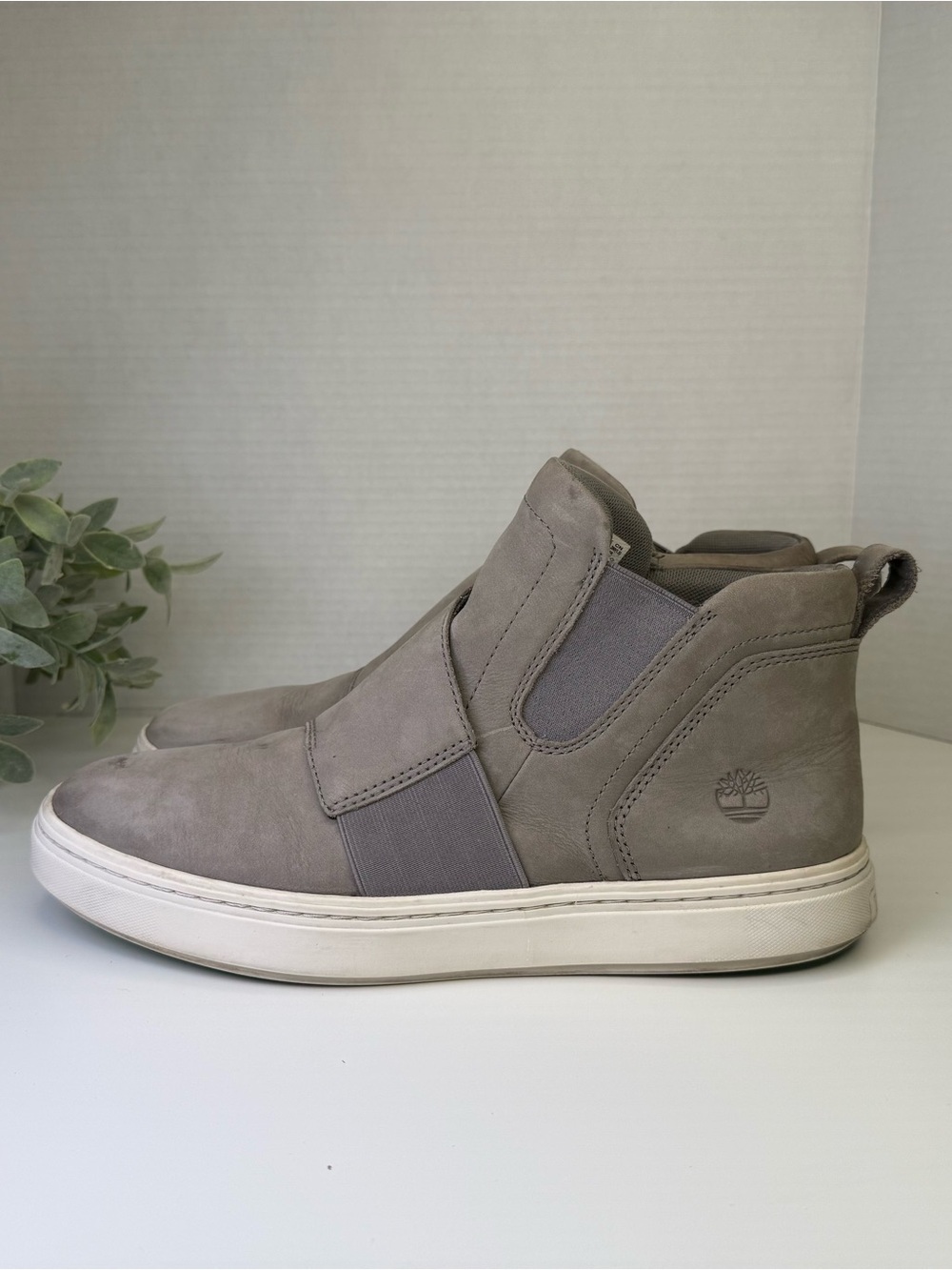 Timberland Women's Londyn Pull-On Chelsea Sneakers in Medium Grey Size 11 - Picture 2 of 16